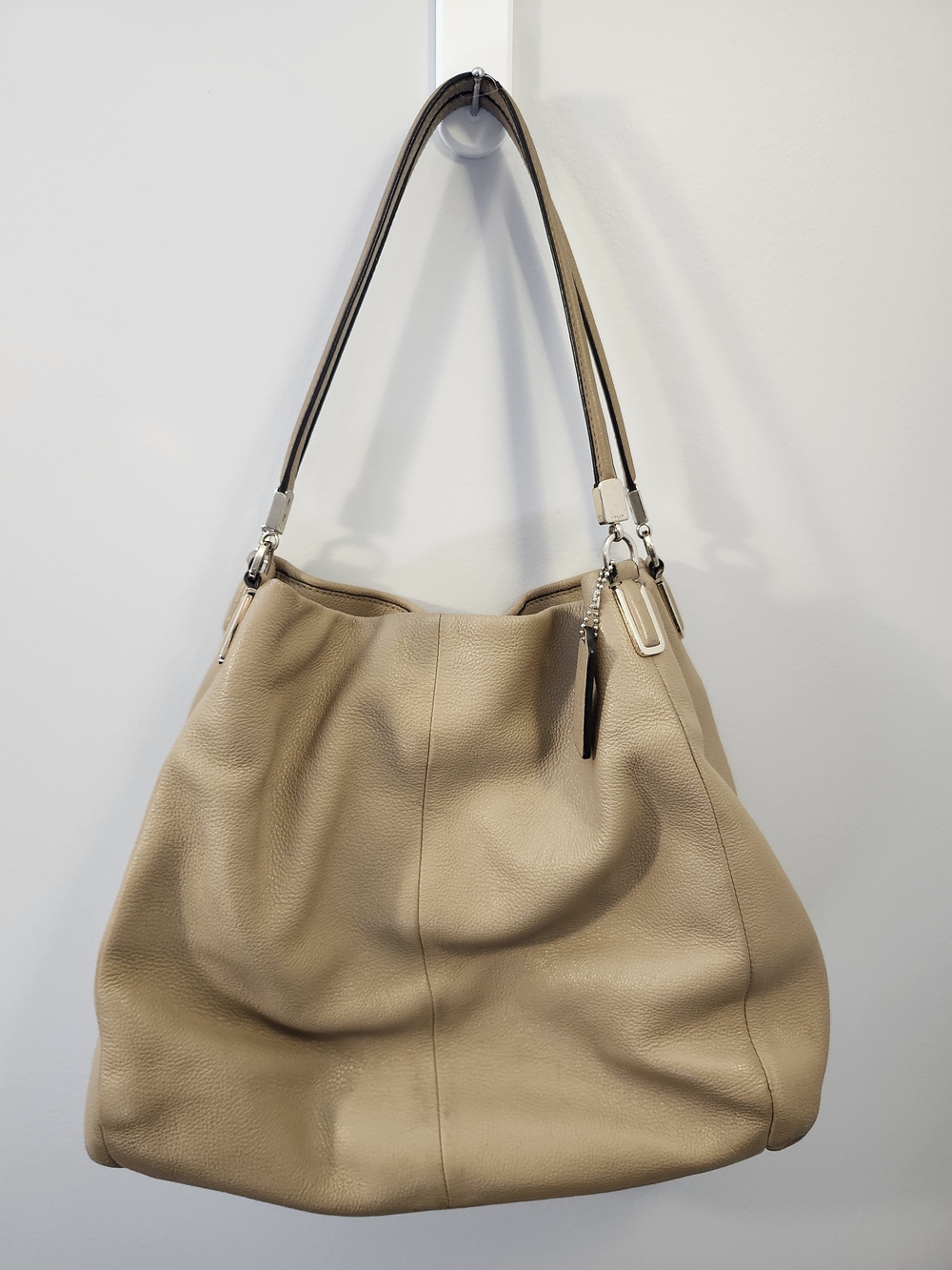 Coach Leather Shoulder Bag in Beige